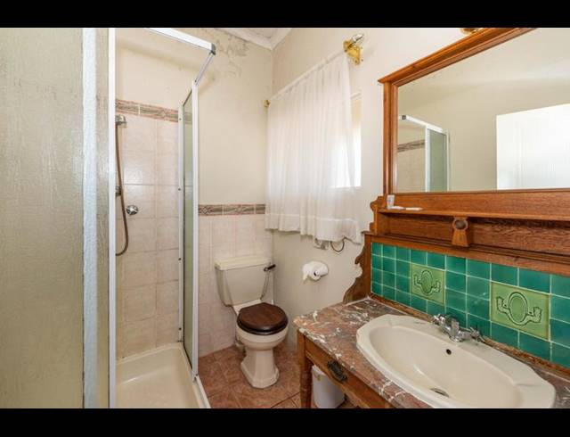 14 BEDROOM HOUSE FOR SALE IN WHITE RIVER EXT 1